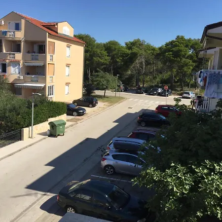 Apartment Povljana Povljana