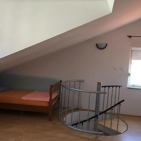 Apartment Povljana Appartement
