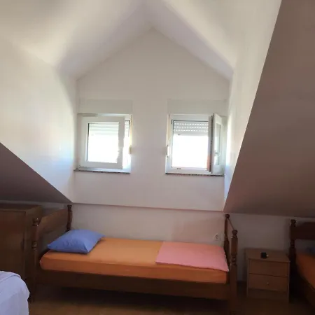 Appartement Apartment Povljana Povljana