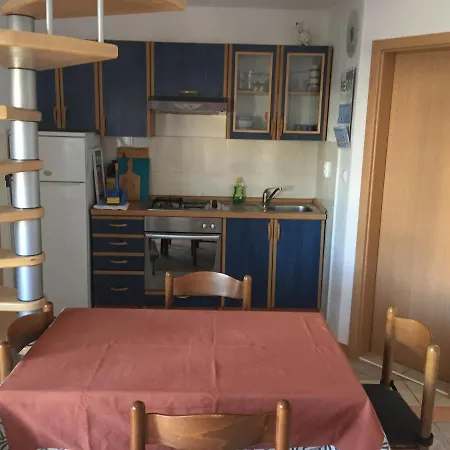 Apartment Povljana * Povljana