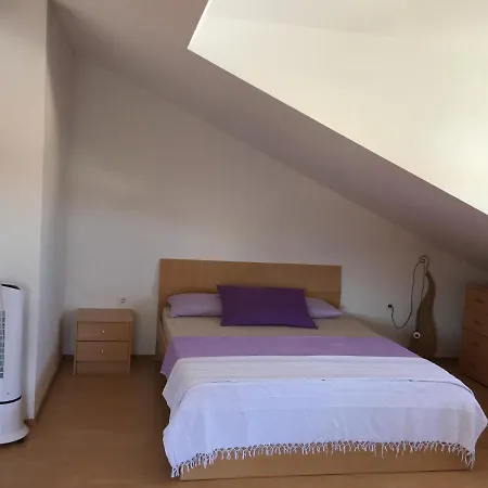 Apartment Povljana * Povljana