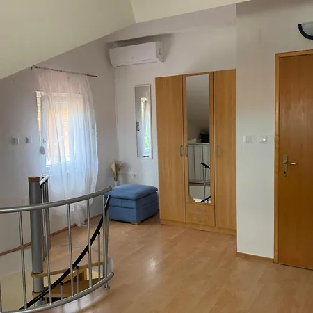 Apartment Povljana Apartment Povljana