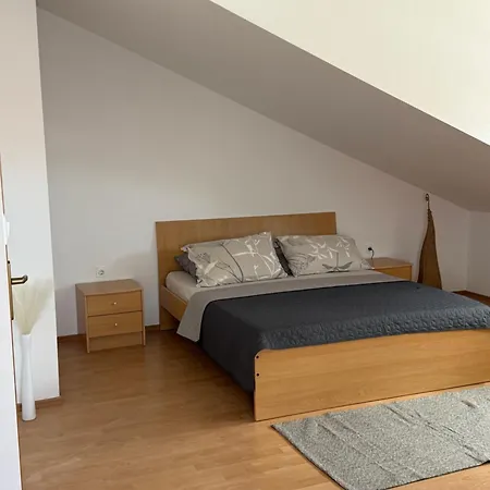 Apartment Povljana * Povljana
